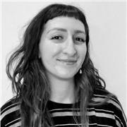 Artista e ilustradora, con experiencia en investigación sobre arte y cultura. Experiencia en la gestión de proyectos culturales.